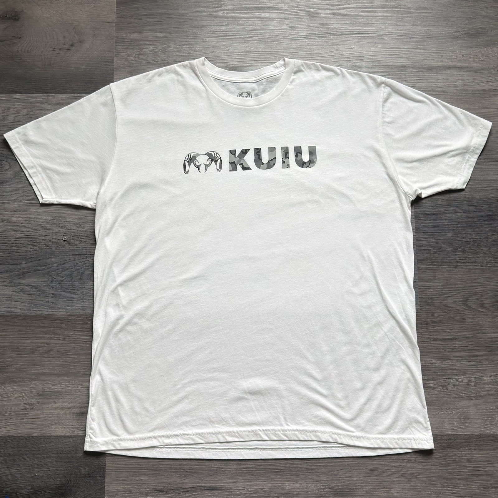 Kuiu Spellout Gray Camo Logo Graphic T-Shirt Mens 2xl White Outdoor Hunting